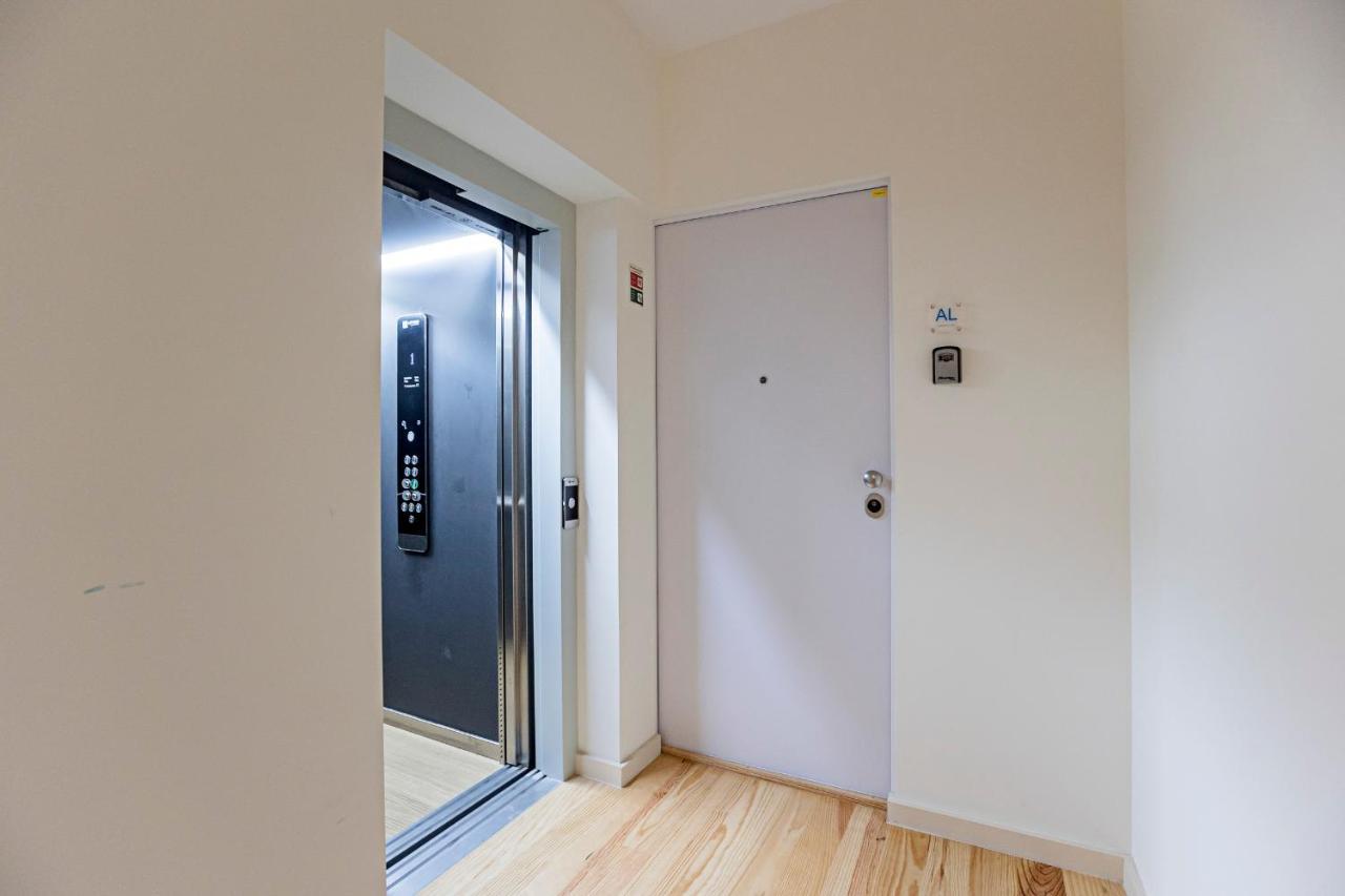 31 Janeiro 157 - Charming 1Br Flat W/ Ac & Balcony By Lovelystay Порту Экстерьер фото