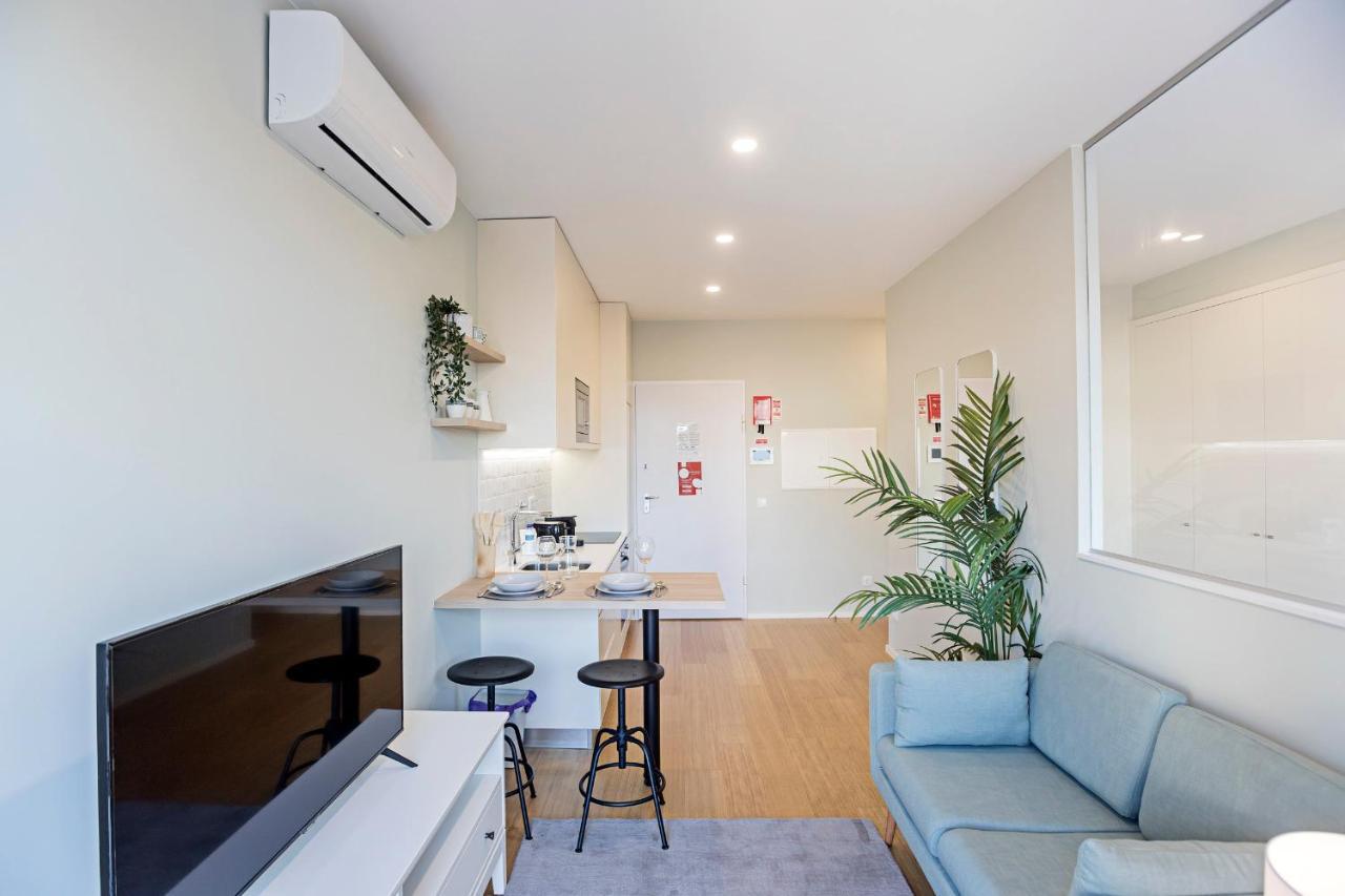 31 Janeiro 157 - Charming 1Br Flat W/ Ac & Balcony By Lovelystay Порту Экстерьер фото
